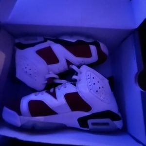 Jordan 6s Retro OG carmine
